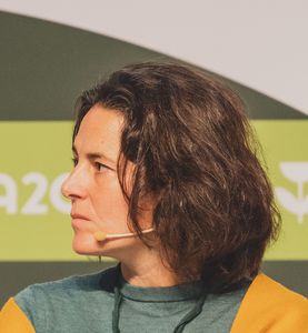 Sara  Acosta